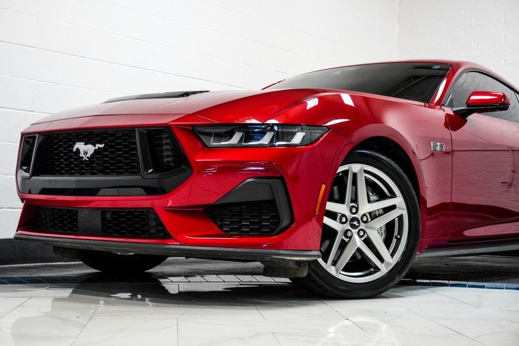 2024 Ford Mustang GT Premium photo 2