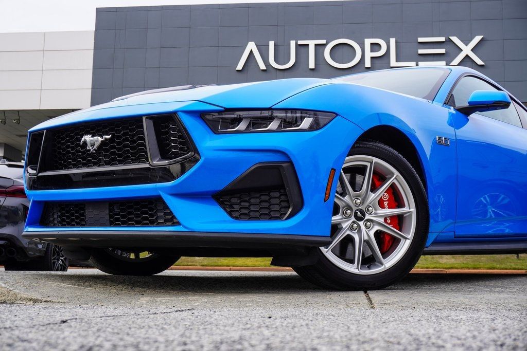 2024 Ford Mustang GT Premium photo 2