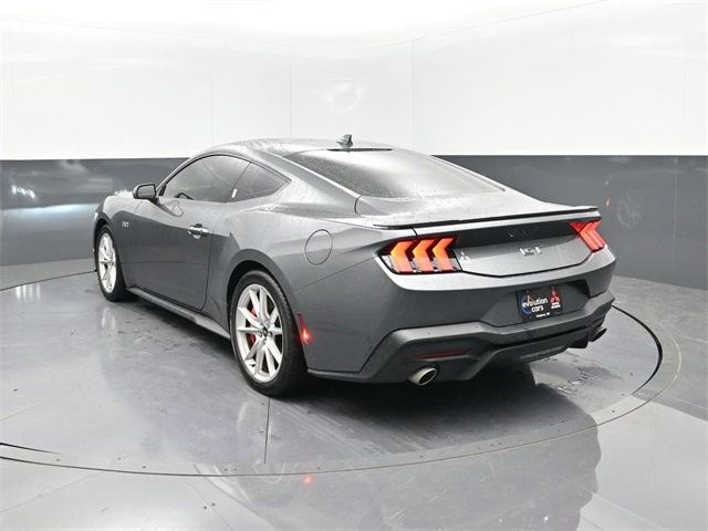 2024 Ford Mustang GT Premium photo 3
