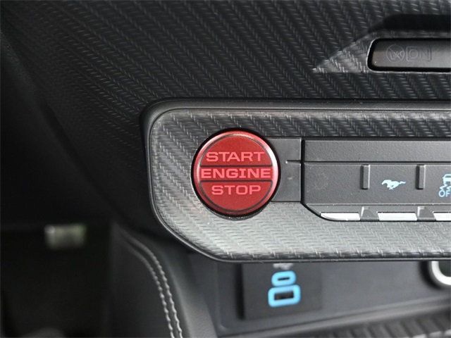 2024 Ford Mustang GT Premium photo 7