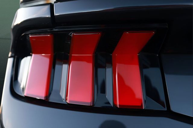 2024 Ford Mustang GT Premium Fastback - 22999054 - 17