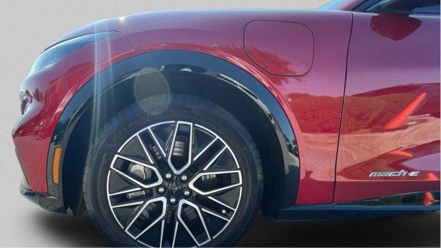 2024 Ford Mustang Mach-E Premium RWD - 23060083 - 22