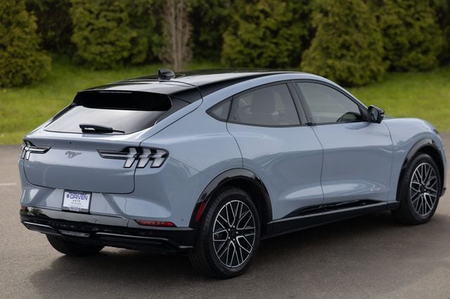 2024 Ford Mustang Mach-E Premium RWD - 22833620 - 11