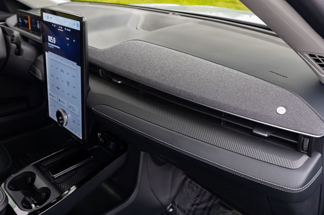 2024 Ford Mustang Mach-E Premium RWD - 22833620 - 30