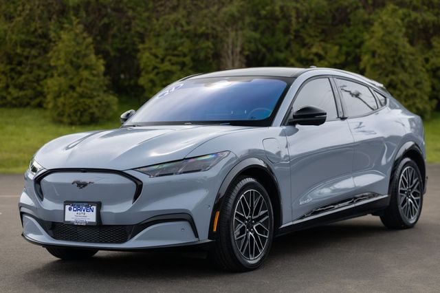 2024 Ford Mustang Mach-E Premium RWD - 22833620 - 3