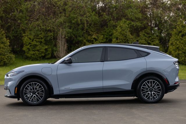 2024 Ford Mustang Mach-E Premium RWD - 22833620 - 5