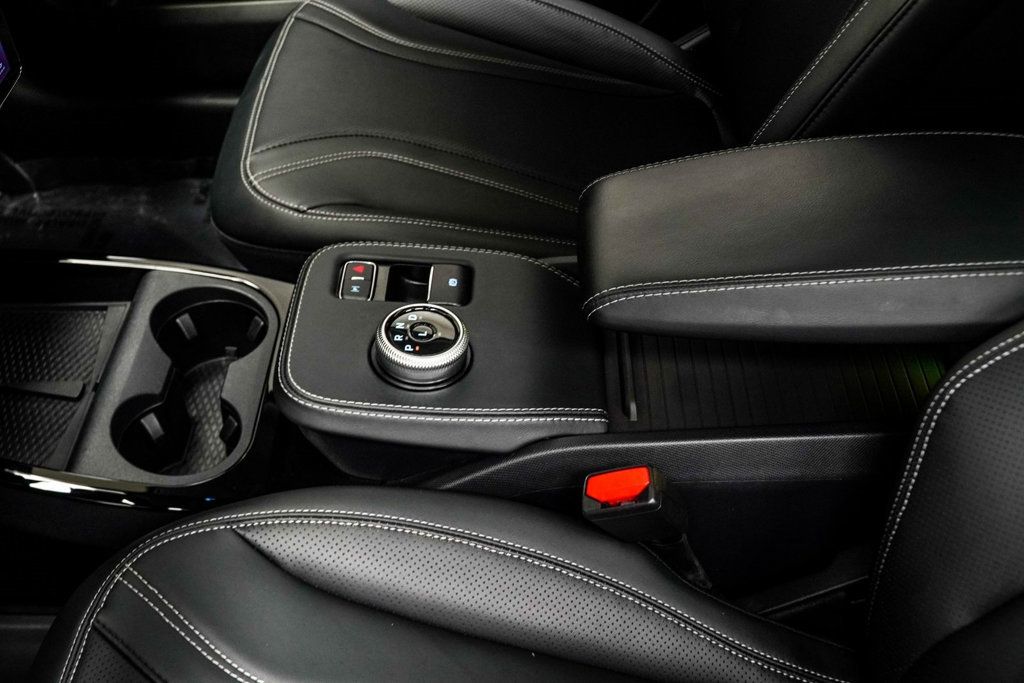 2024 Ford Mustang Mach-E Premium photo 18