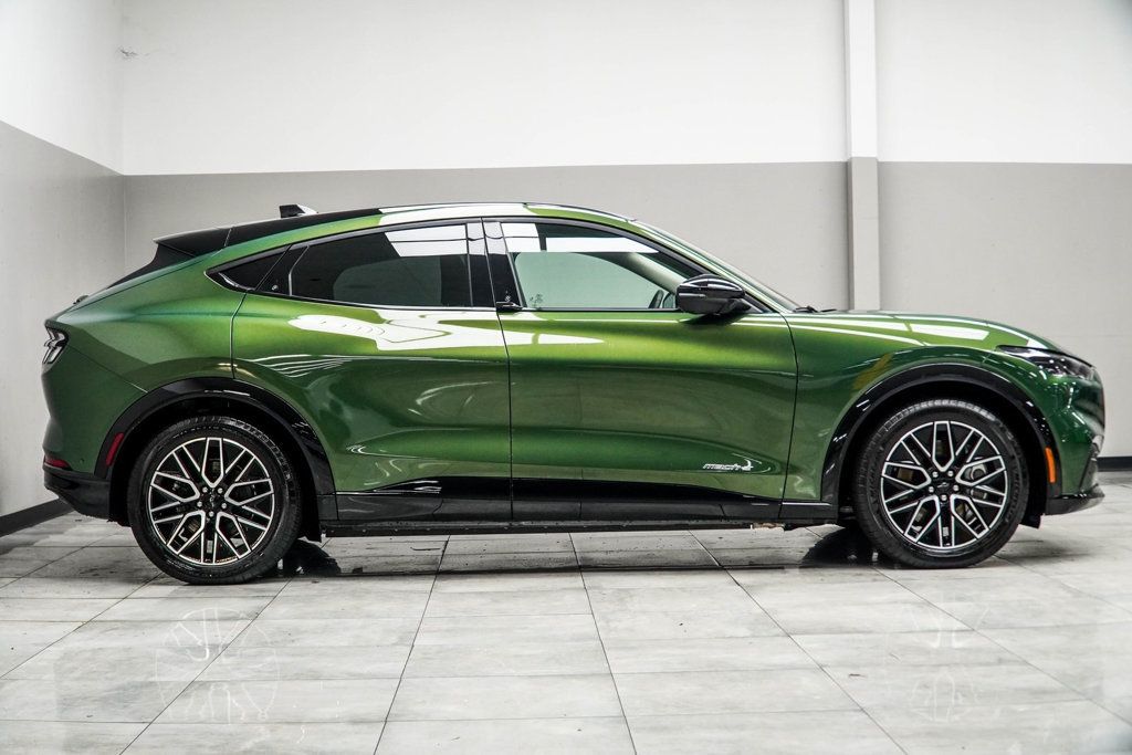 2024 Ford Mustang Mach-E Premium photo 6