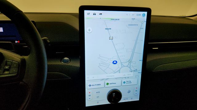 2024 Ford Mustang Mach-E Select - 22974316 - 17