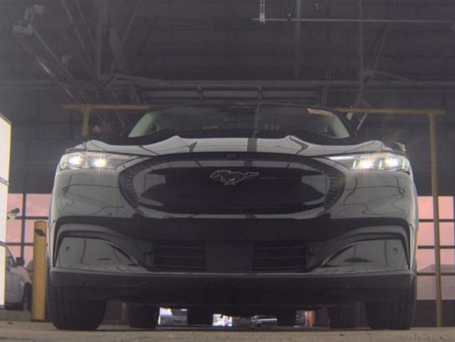 2024 Ford Mustang Mach-E Select AWD - 23049149 - 3
