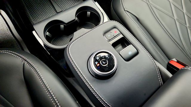 2024 Ford Mustang Mach-E Select AWD with Comfort Package Lite & 19'' Wheels - 22978494 - 15