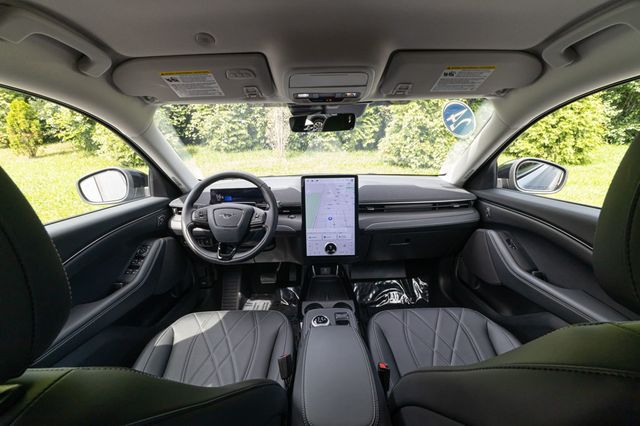 2024 Ford Mustang Mach-E Select RWD - 22889766 - 21