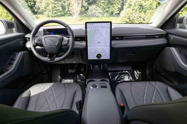 2024 Ford Mustang Mach-E Select RWD - 22889766 - 22