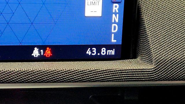 2024 Ford Mustang Mach-E Select RWD w/ SYNC 4A Touchscreen & Ford Co-Pilot360 - 23000094 - 14