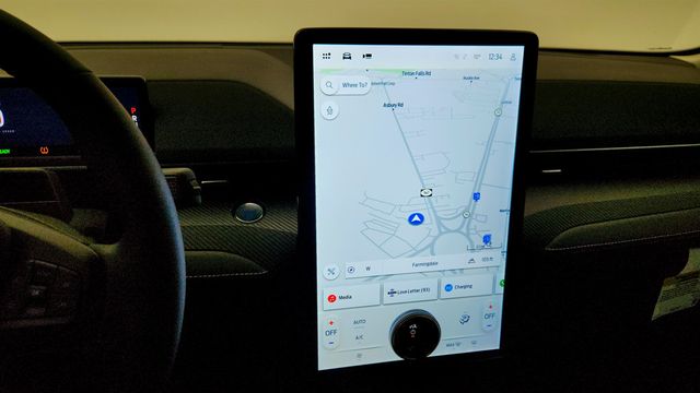 2024 Ford Mustang Mach-E Select RWD w/ SYNC 4A Touchscreen & Ford Co-Pilot360 - 23000094 - 17