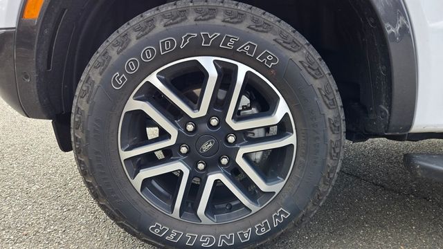 2024 Ford Ranger LARIAT 4WD SuperCrew 5' Box - 22976470 - 10