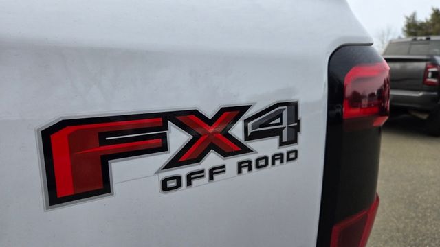 2024 Ford Ranger LARIAT 4WD SuperCrew 5' Box - 22976470 - 8