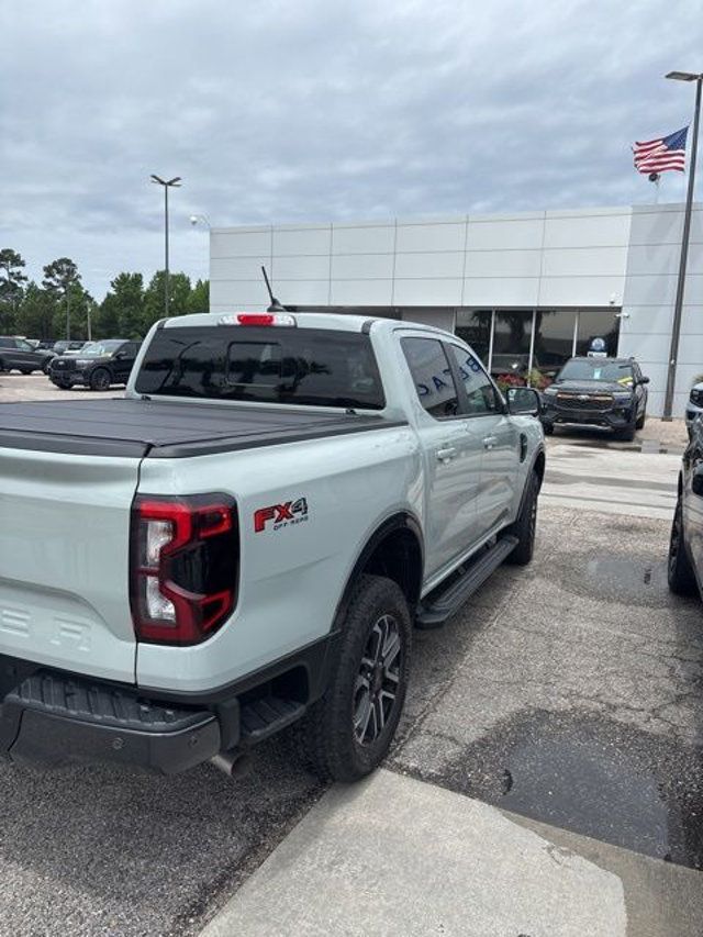 2024 Ford Ranger LARIAT 4WD SuperCrew 5' Box - 23022104 - 3