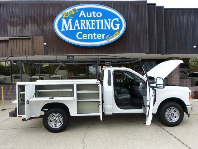 2024 Ford Super Duty F-250 SRW 6.8L V8 GAS*XL*2WD*REGULAR CAB*8FT. "KNAPHEIDE" SERVICE BODY! - 22973535 - 24