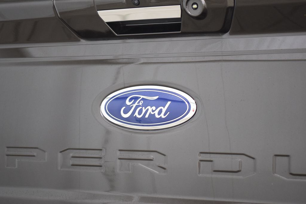 2024 Ford Super Duty F-250 SRW Lariat - 23065270 - 22