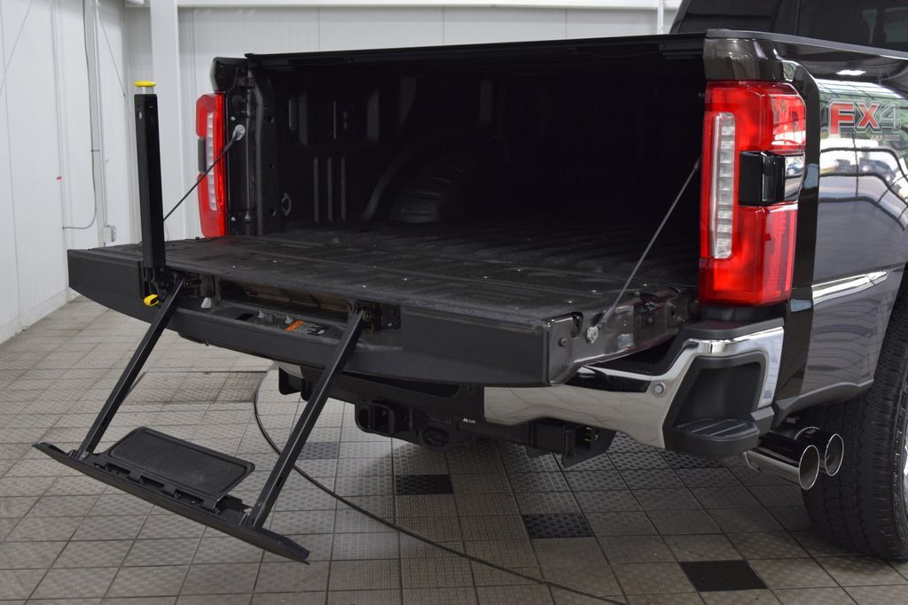 2024 Ford Super Duty F-250 SRW Lariat - 23065270 - 25