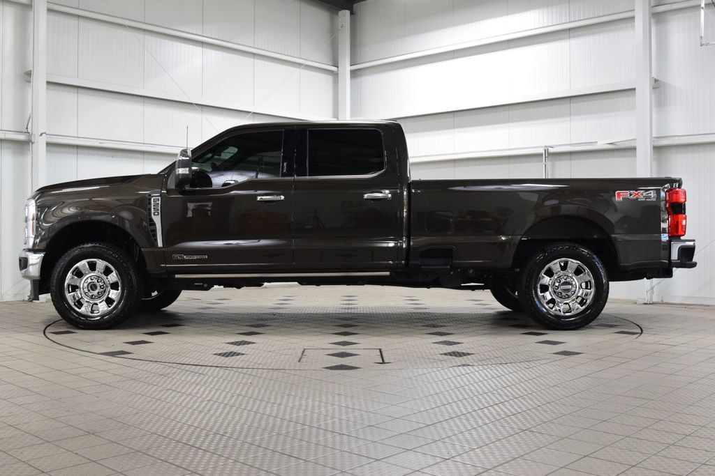2024 Ford Super Duty F-250 SRW Lariat - 23065270 - 3