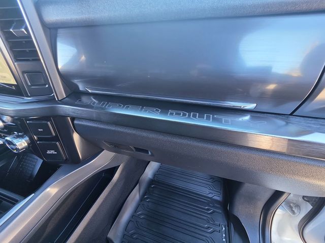 2024 Ford Super Duty F-250 SRW LARIAT - 22973581 - 28
