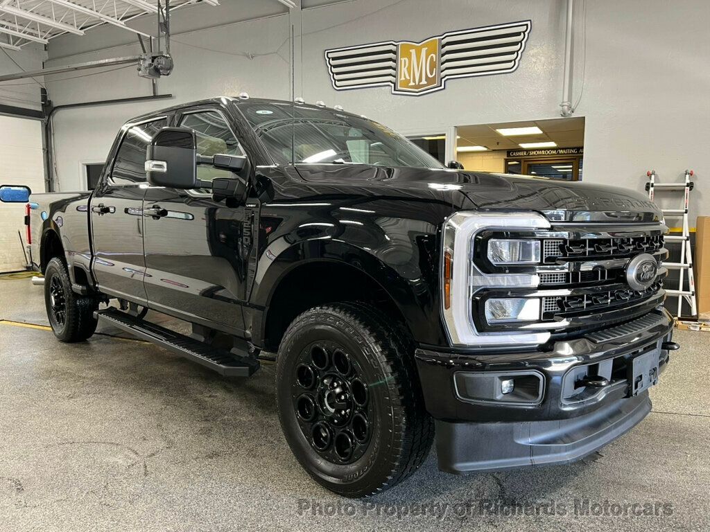 2024 Ford Super Duty F-250 SRW LARIAT 4WD Crew Cab 6.75' Box - 22929977 - 0