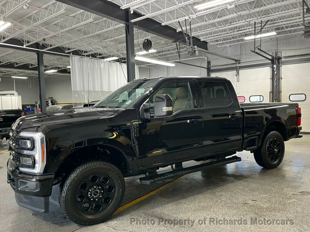 2024 Ford Super Duty F-250 SRW LARIAT 4WD Crew Cab 6.75' Box - 22929977 - 10