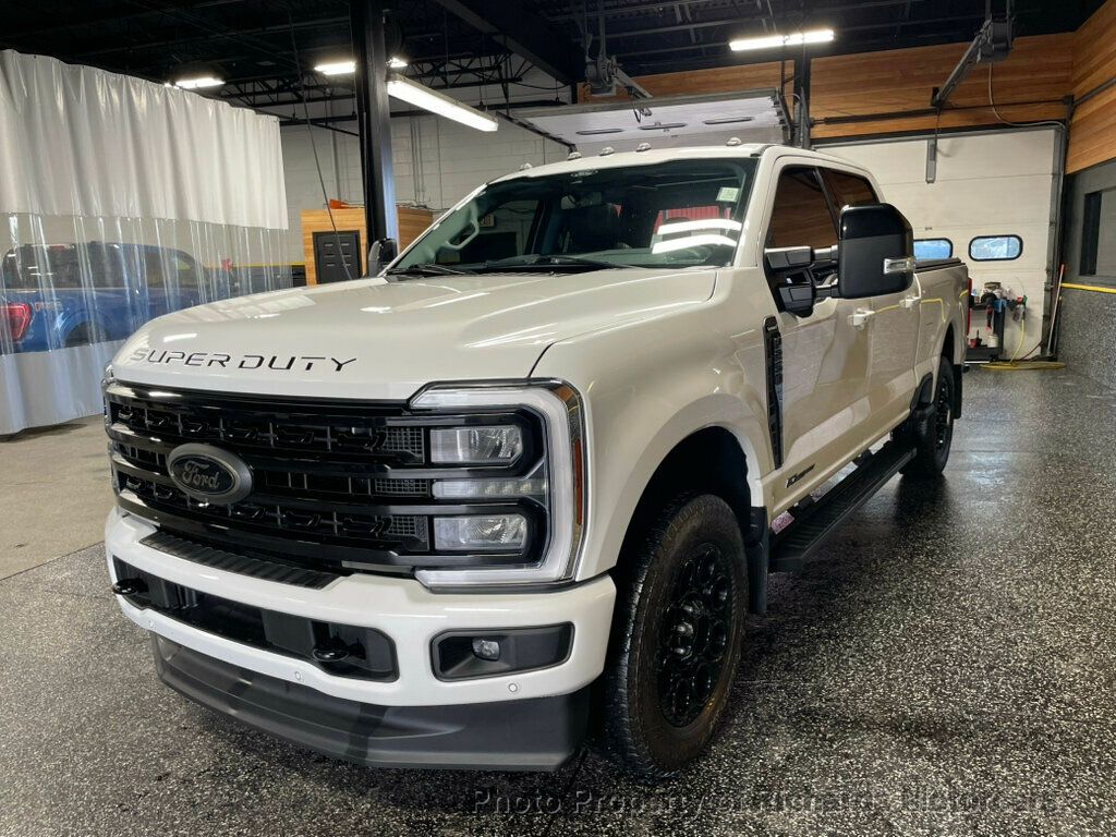 2024 Ford Super Duty F-250 SRW LARIAT 4WD Crew Cab 6.75' Box - 23024749 - 3