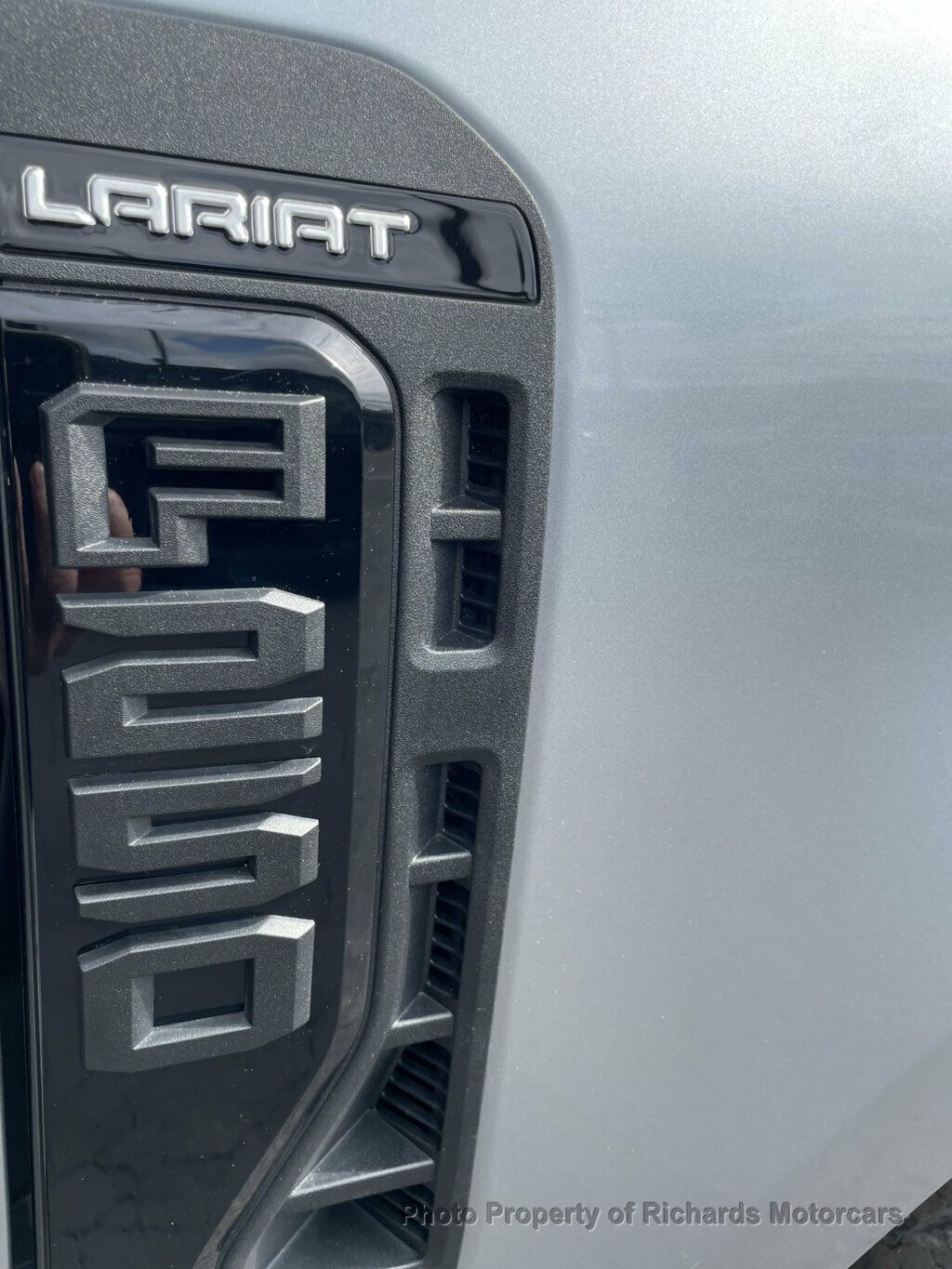 2024 Ford Super Duty F-250 SRW LARIAT 4WD Crew Cab 6.75' Box - 23075528 - 9