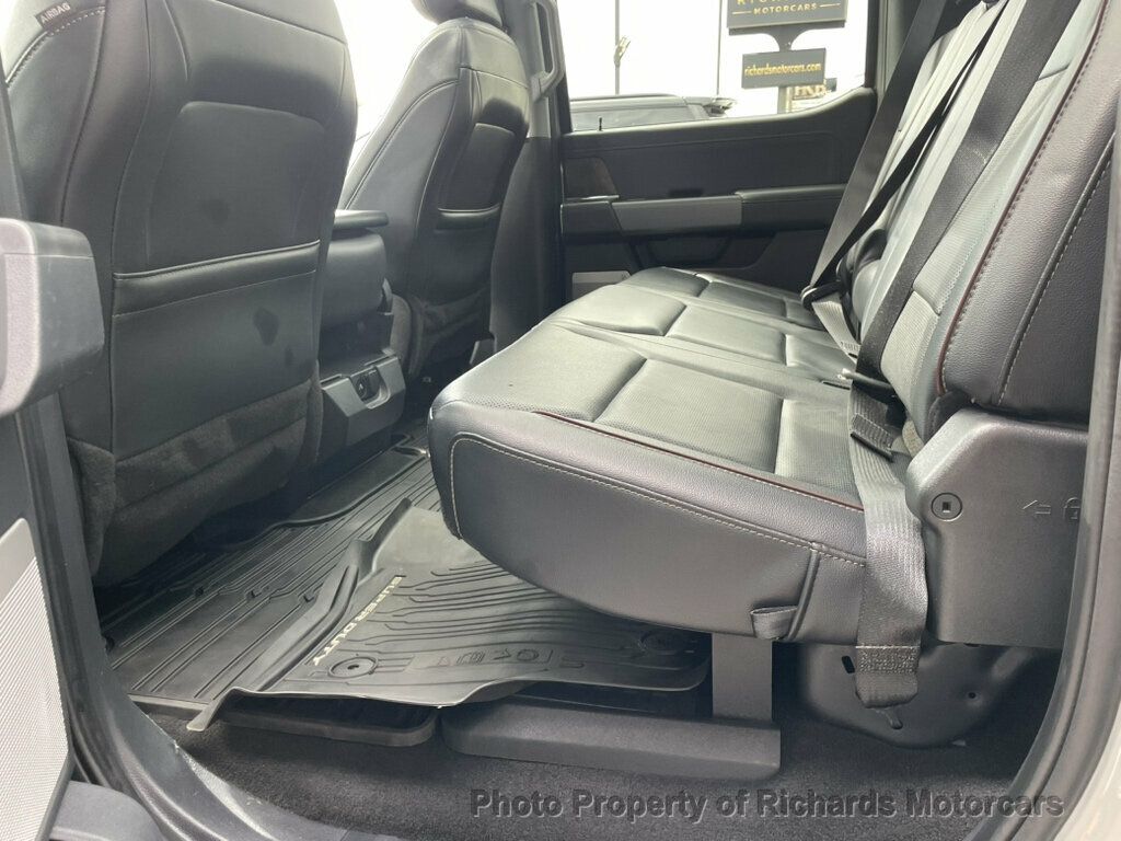 2024 Ford Super Duty F-250 SRW LARIAT 4WD Crew Cab 6.75' Box - 23075528 - 16