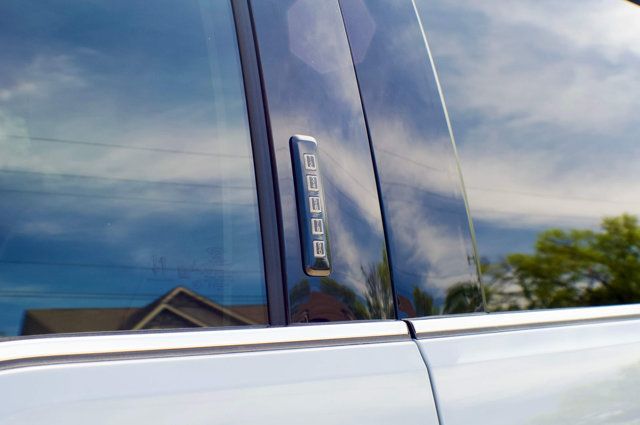 2024 Ford Super Duty F-250 SRW LocalTrade/Lariat/6.7LPowerStrokeDiesel/Heated&CooledSeats/NAV - 23004627 - 10