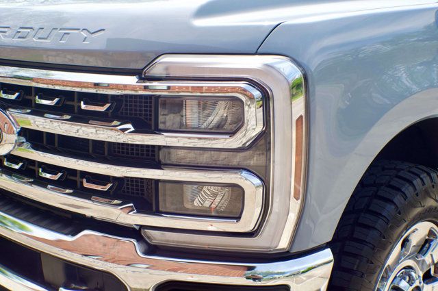 2024 Ford Super Duty F-250 SRW LocalTrade/Lariat/6.7LPowerStrokeDiesel/Heated&CooledSeats/NAV - 23004627 - 18