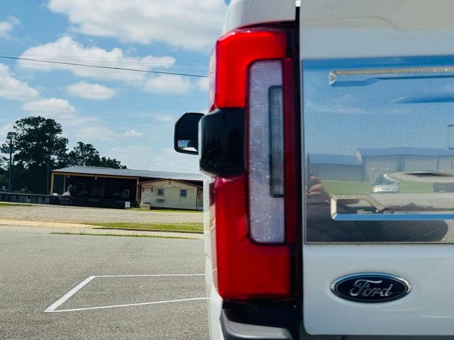 2024 Ford Super Duty F-250 SRW Platinum - 23019976 - 32