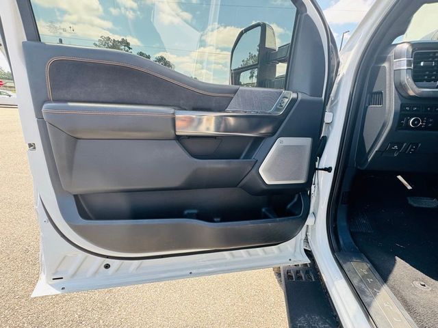 2024 Ford Super Duty F-250 SRW Platinum - 23019976 - 3