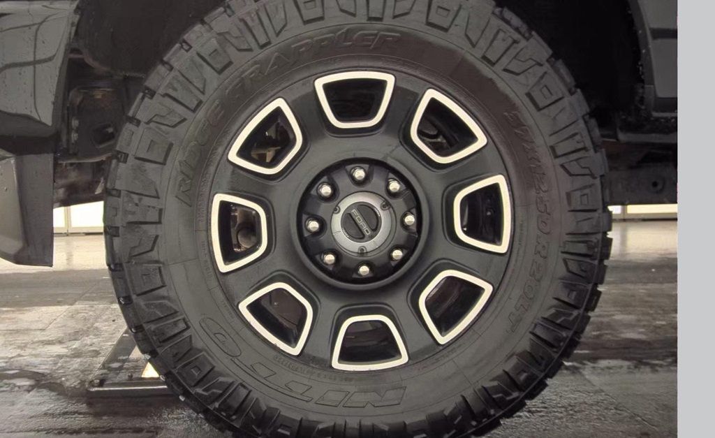 2024 Ford Super Duty F-250 SRW Platinum FX4 Leveled - 22978408 - 6