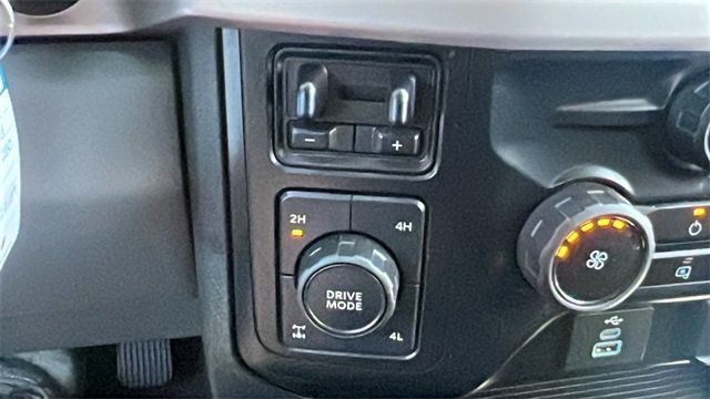 2024 Ford Super Duty F-250 SRW XLT - 22876914 - 28