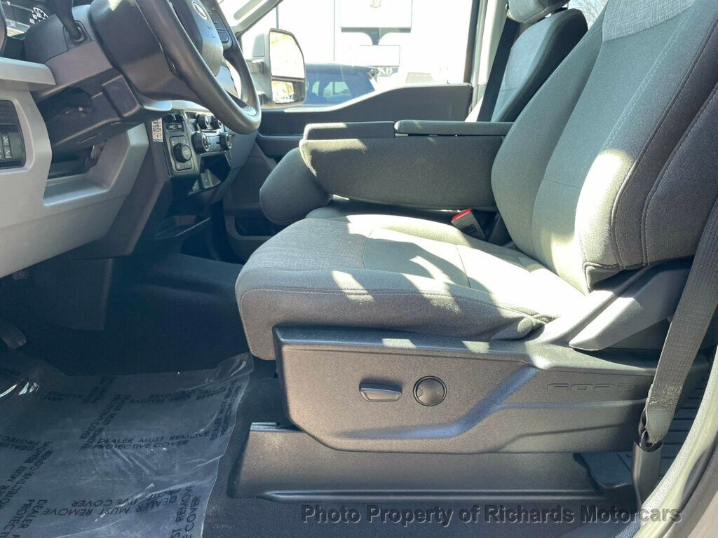 2024 Ford Super Duty F-250 SRW XLT 4WD Crew Cab 6.75' Box - 23009719 - 11