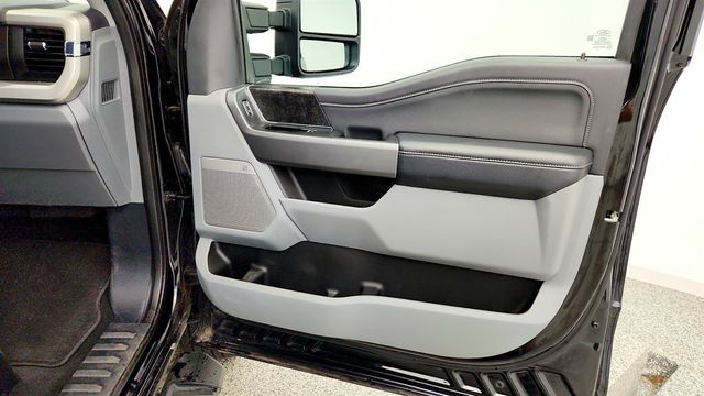 2024 Ford Super Duty F-250 SRW XLT 4WD Crew Cab 6.75' Box w/ Premium Package - 23043292 - 25