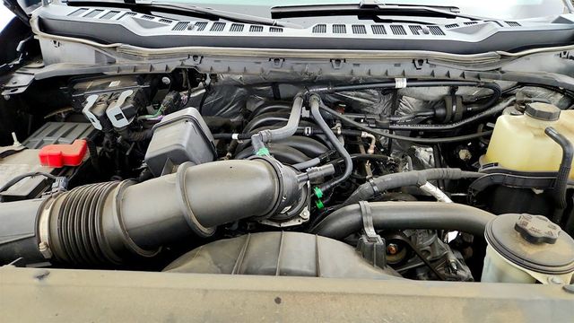 2024 Ford Super Duty F-250 SRW XLT 4WD Crew Cab 6.75' Box w/ Premium Package - 23043292 - 26