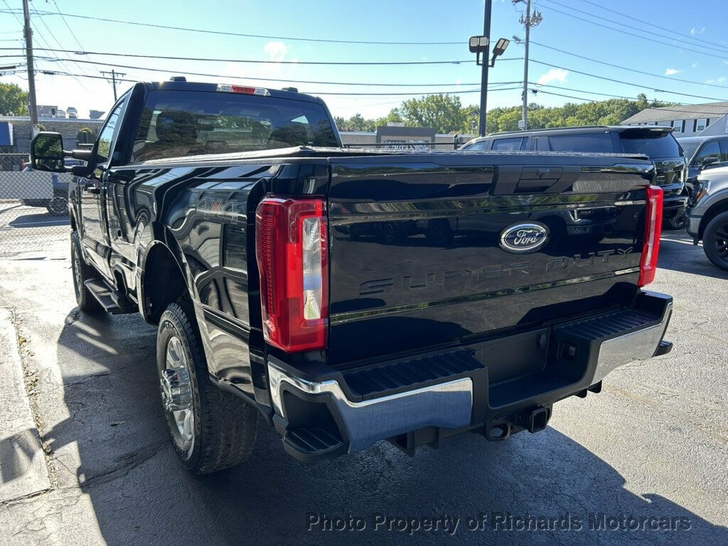 2024 Ford Super Duty F-250 SRW XLT 4WD Reg Cab 8' Box - 23086131 - 3