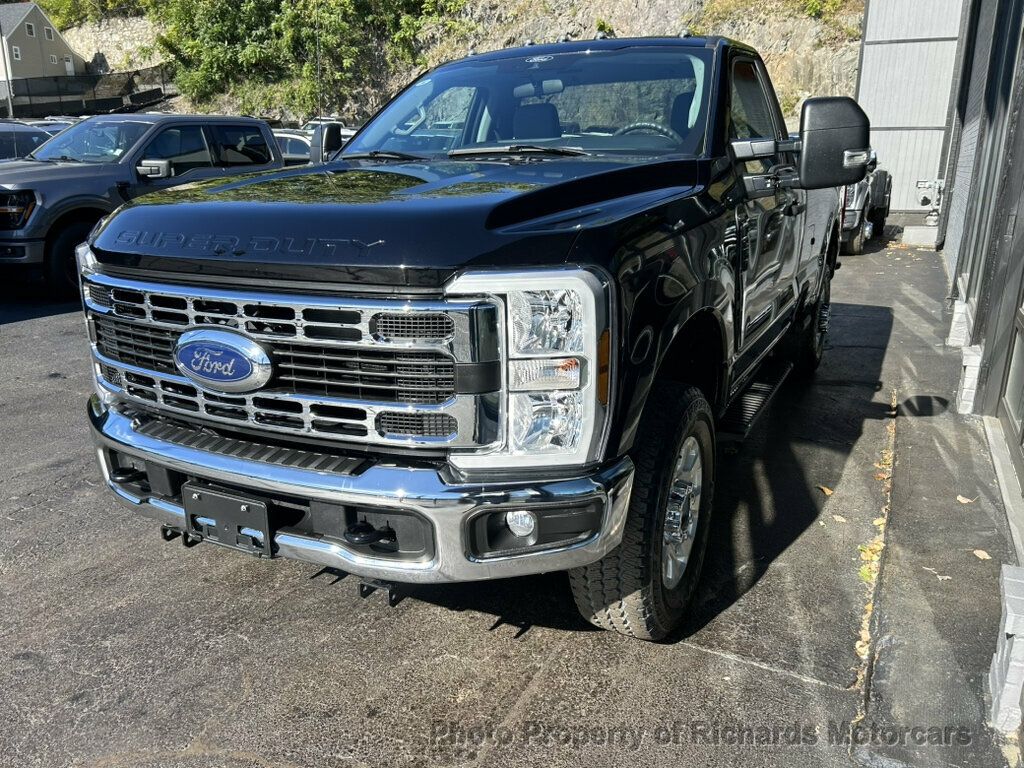 2024 Ford Super Duty F-250 SRW XLT 4WD Reg Cab 8' Box - 23086131 - 4