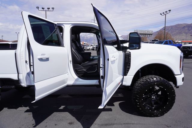 2024 Ford SUPER DUTY F-350 LARIAT - 23005851 - 29