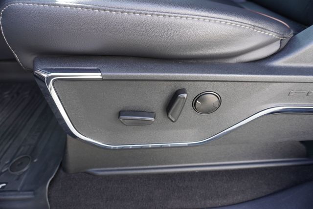 2024 Ford SUPER DUTY F-350 LARIAT - 23005851 - 30