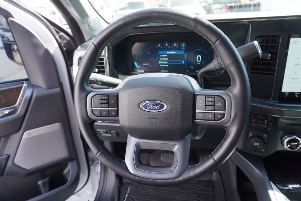 2024 Ford SUPER DUTY F-350 LARIAT - 23005851 - 34