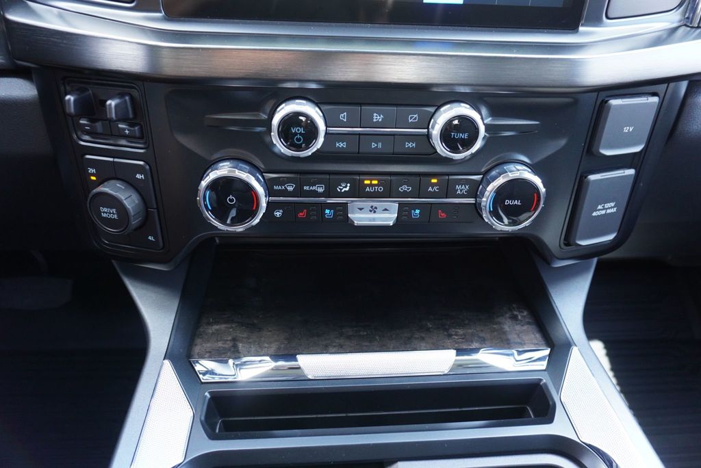 2024 Ford SUPER DUTY F-350 LARIAT - 23005851 - 45