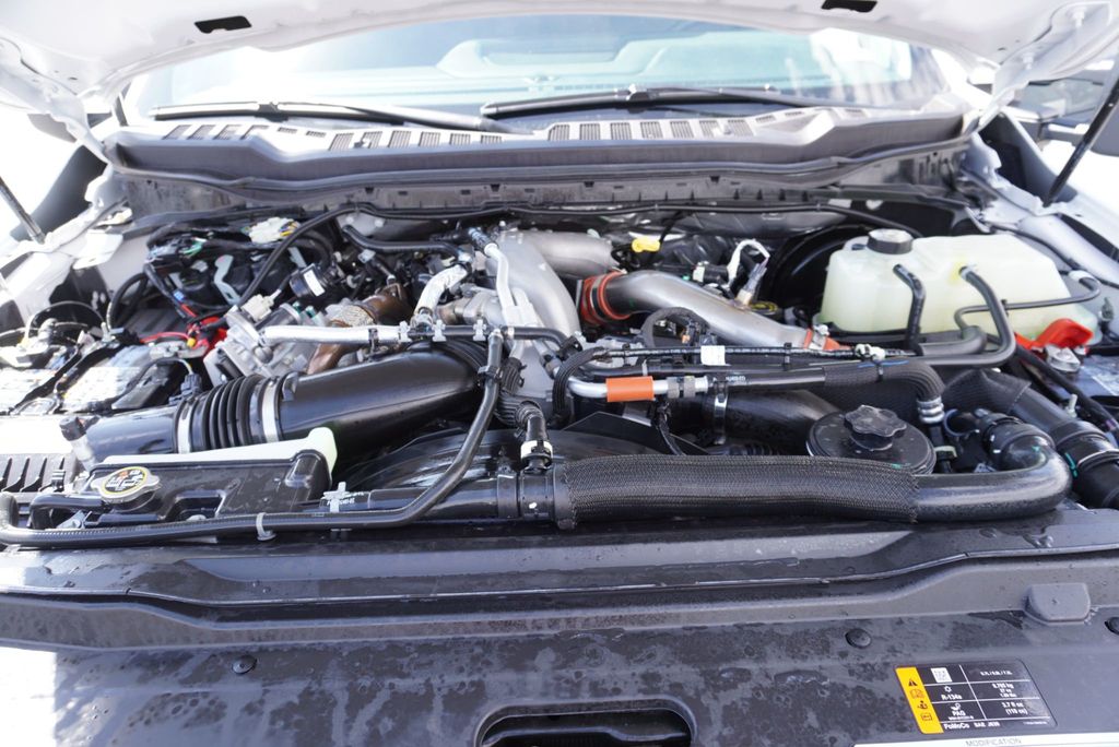 2024 Ford SUPER DUTY F-350 LARIAT - 23005851 - 52