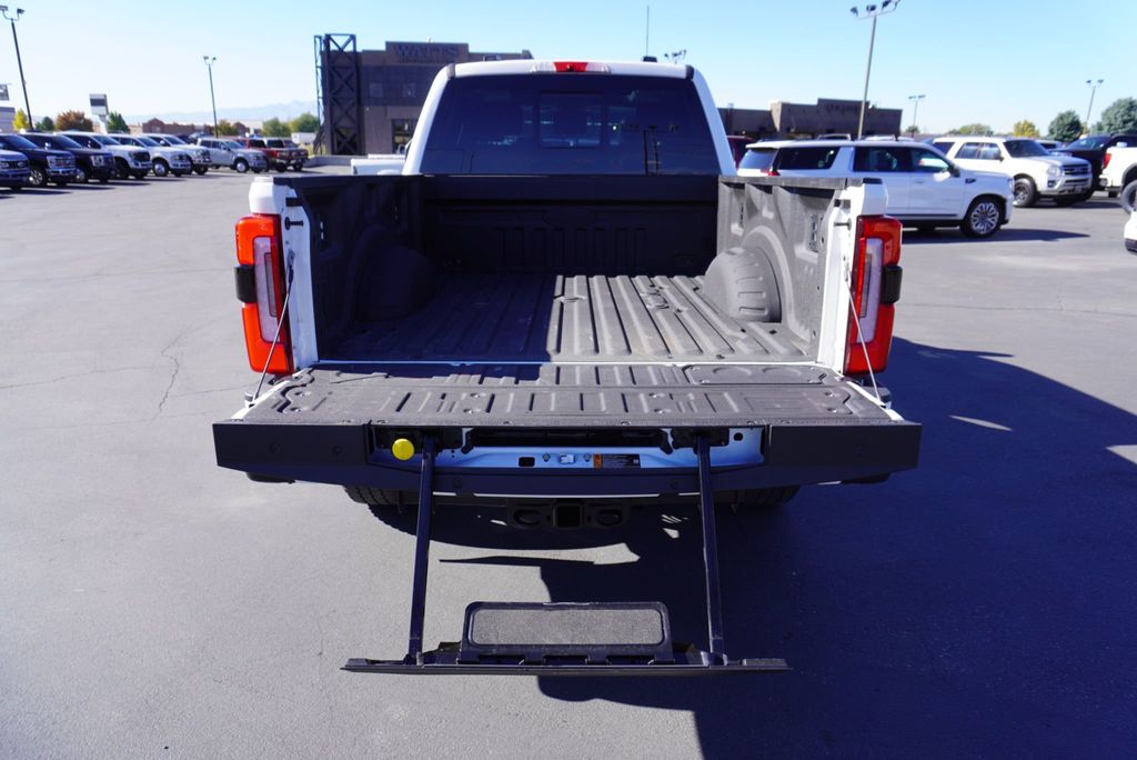 2024 Ford SUPER DUTY F-350 LIMITED - 22935837 - 10