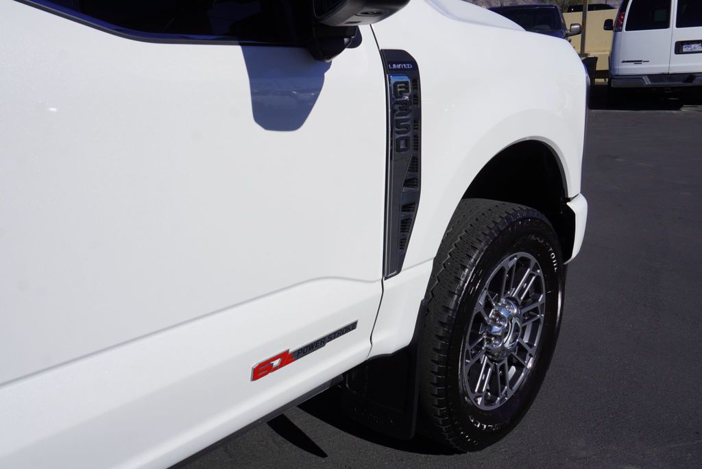2024 Ford SUPER DUTY F-350 LIMITED - 22935837 - 21